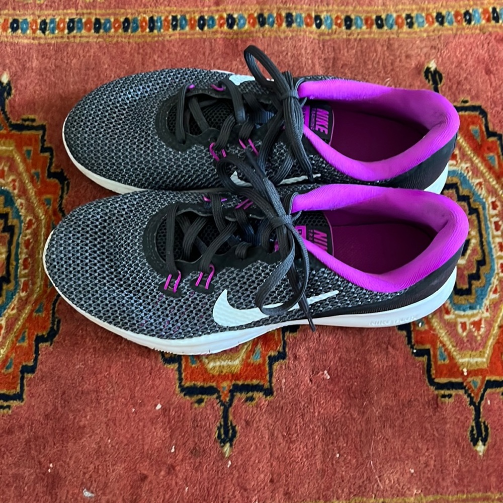 Nike flex training shoes